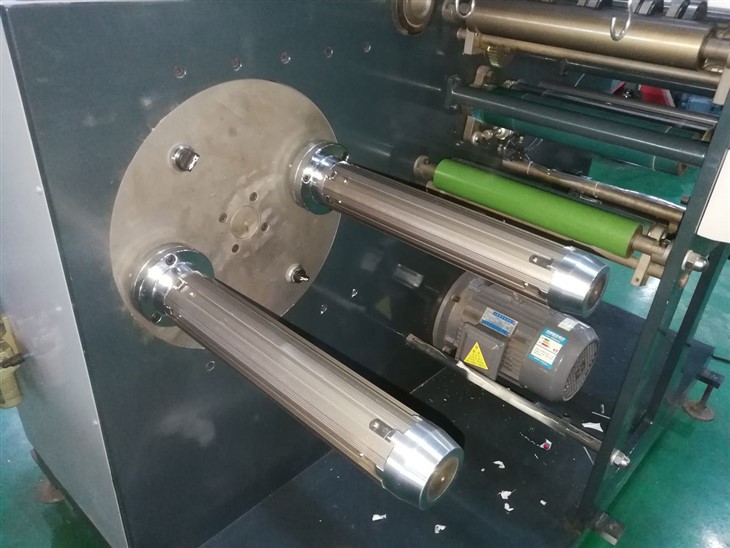 High Speed Turret Rewinder Slitting Machine factory